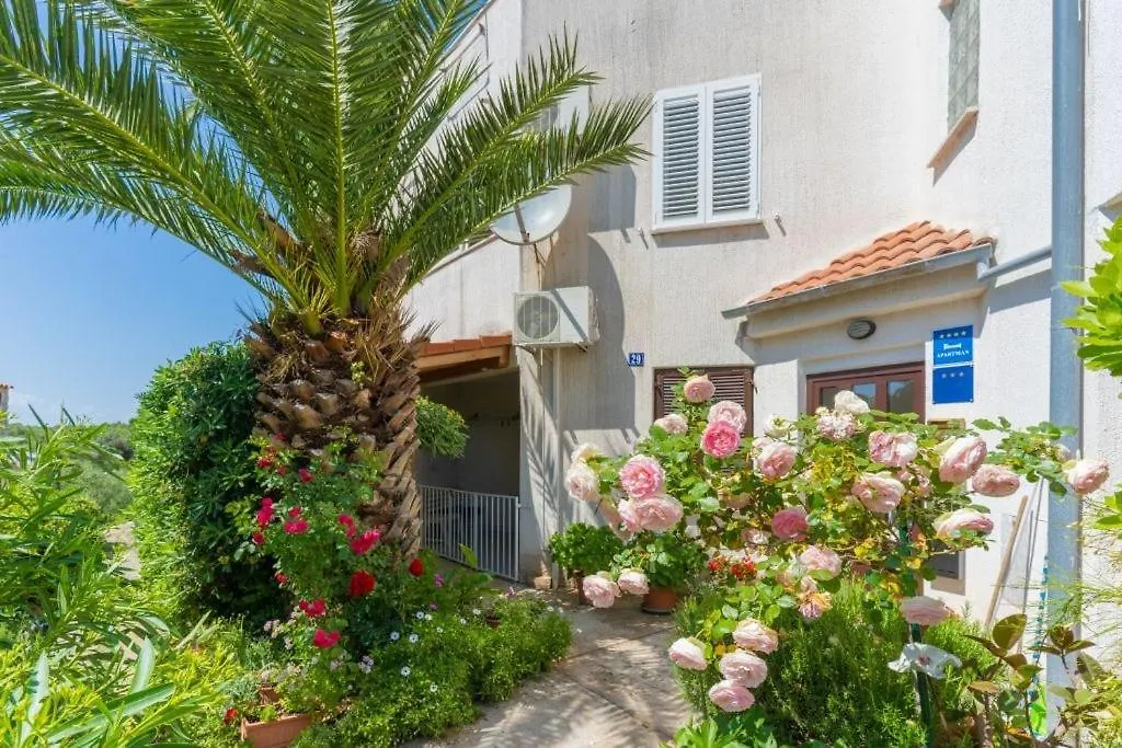 Apartments With Wifi Cres - 20832 0*,